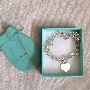 Tiffany & Co. Silver Heart Tag Link Chain Choker